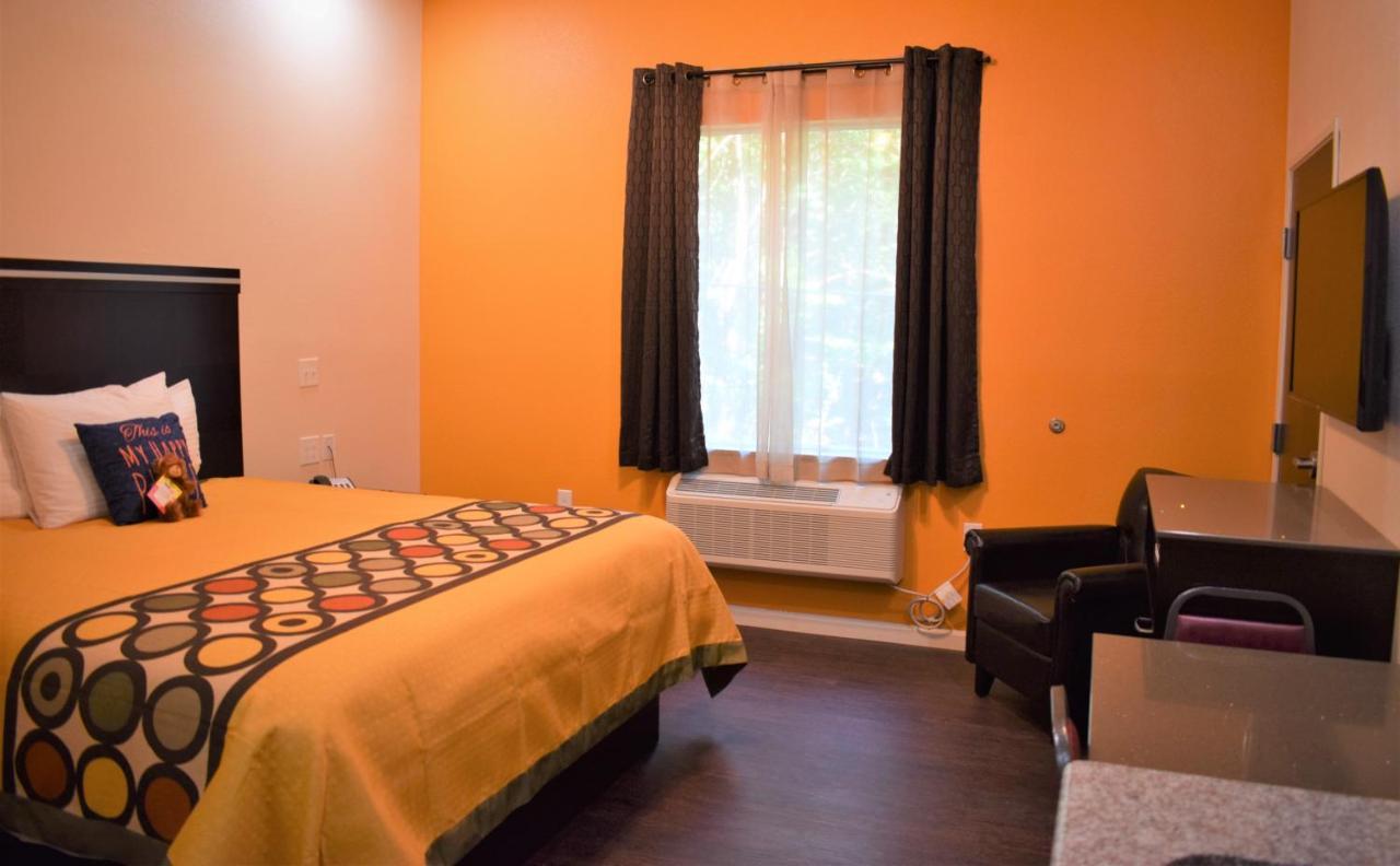Texas Bungalows Hotel & Suites Όστιν Εξωτερικό φωτογραφία